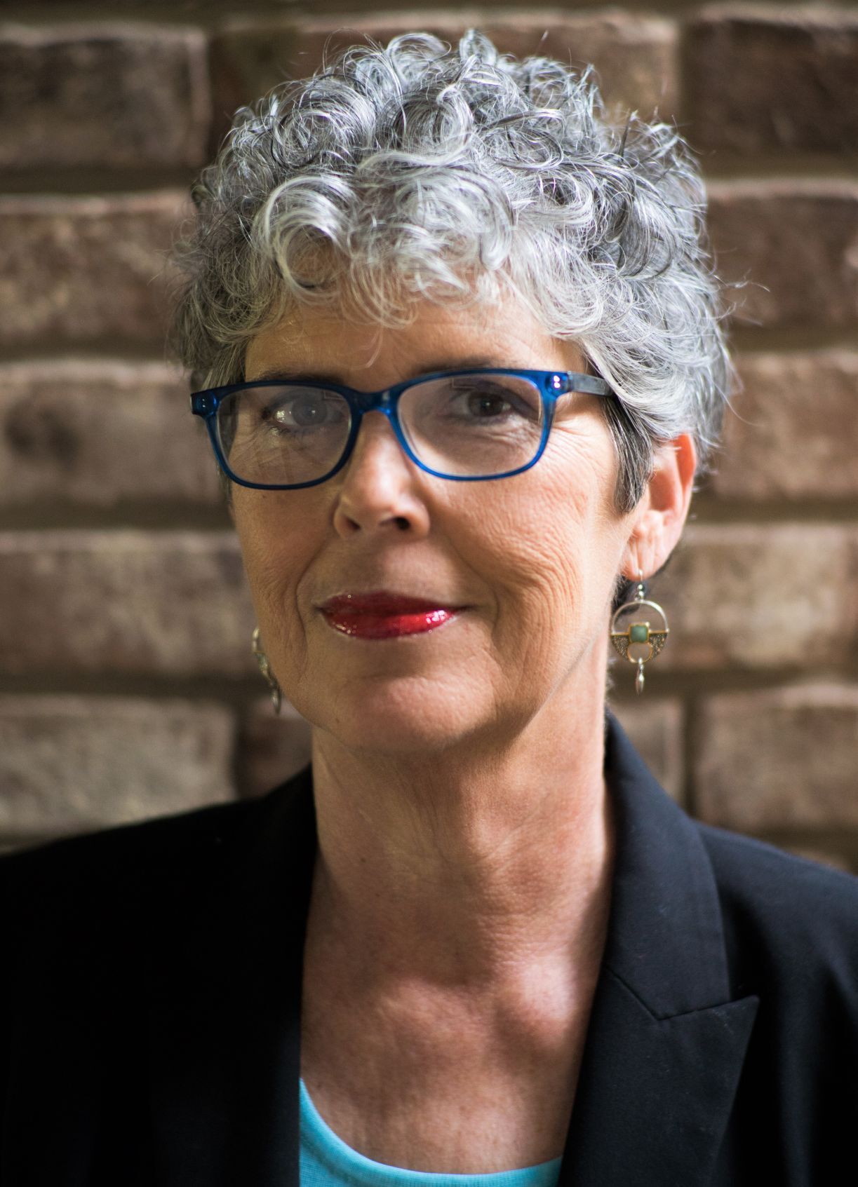 Dr. Sue Levin